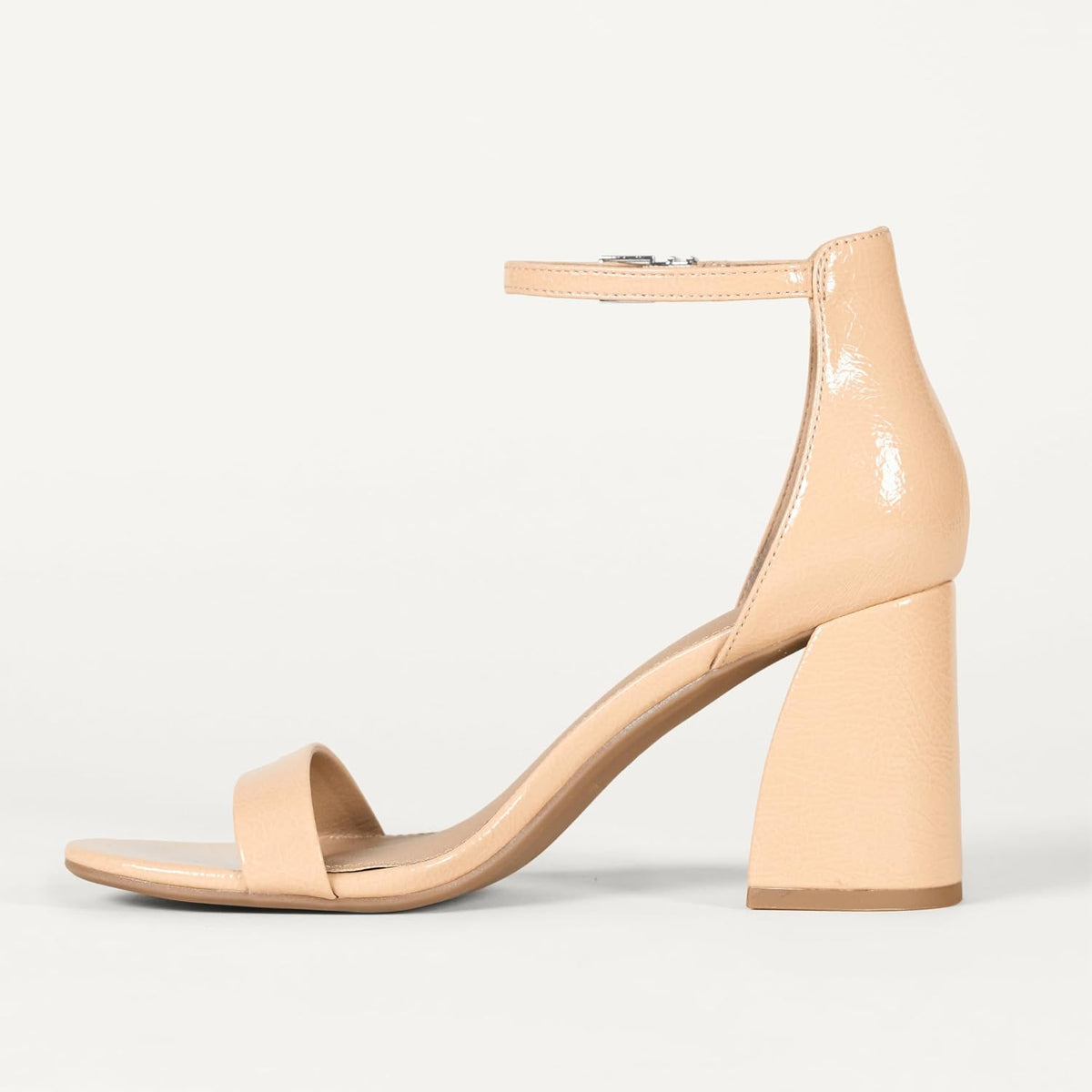 Amazon Essentials Women's Ankle Strap Block Heel Nola Sandals
