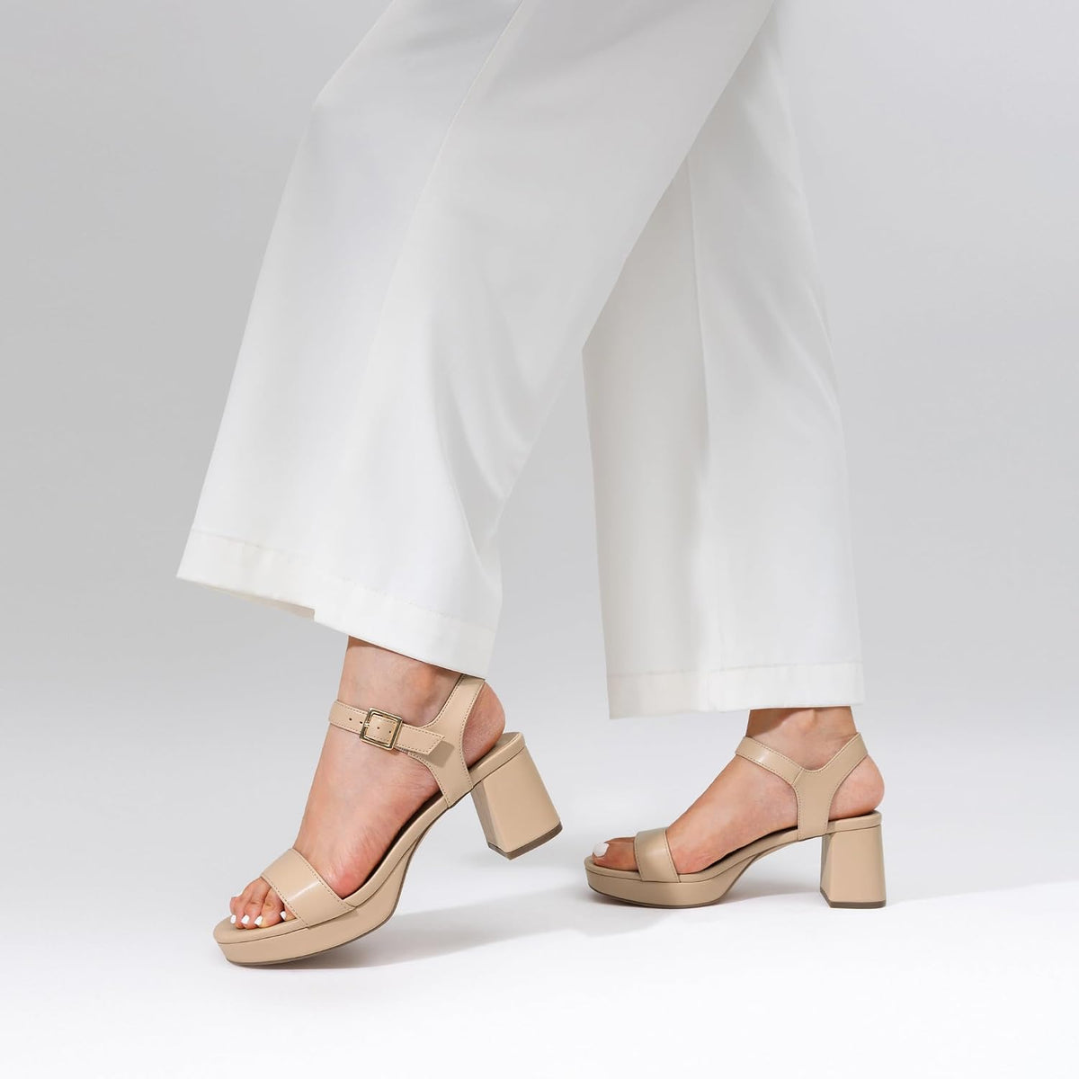 DREAM PAIRS Women's Platform Block Chunky Heels Sandals | Open Square Toe Ankle Strap Heel Fashion Wedding Party Dress Sandals Shoes 2.56-inch Block Heel and a 0.71-inch Platform