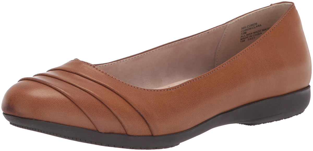 Cliffs by White Mountain Women's Clara Cushioned Ballet Flat