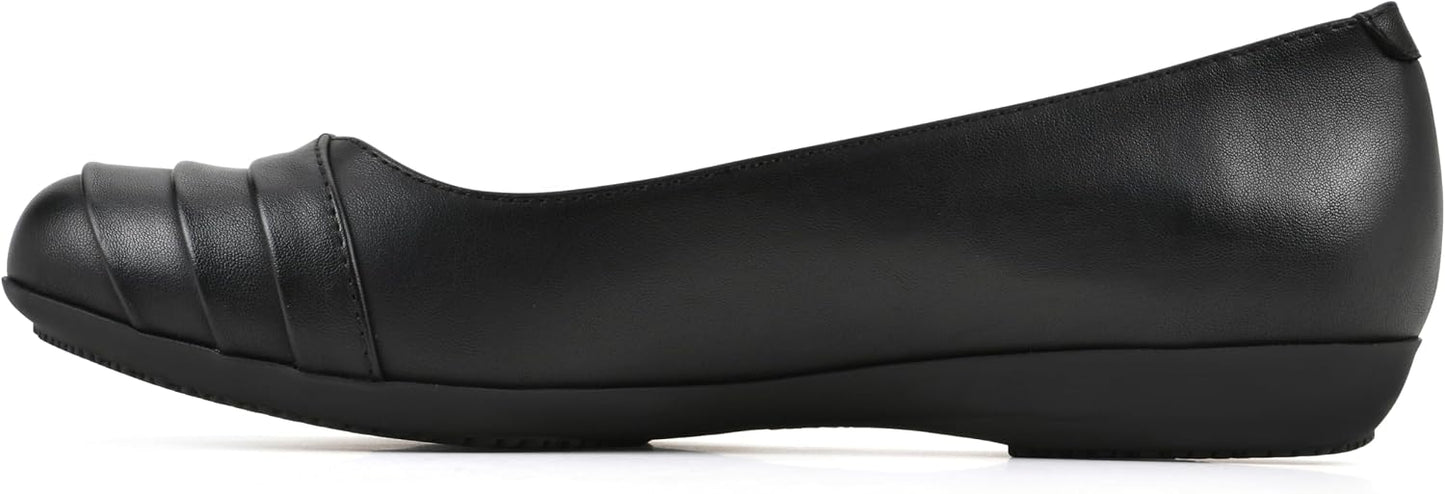Cliffs by White Mountain Women's Clara Cushioned Ballet Flat