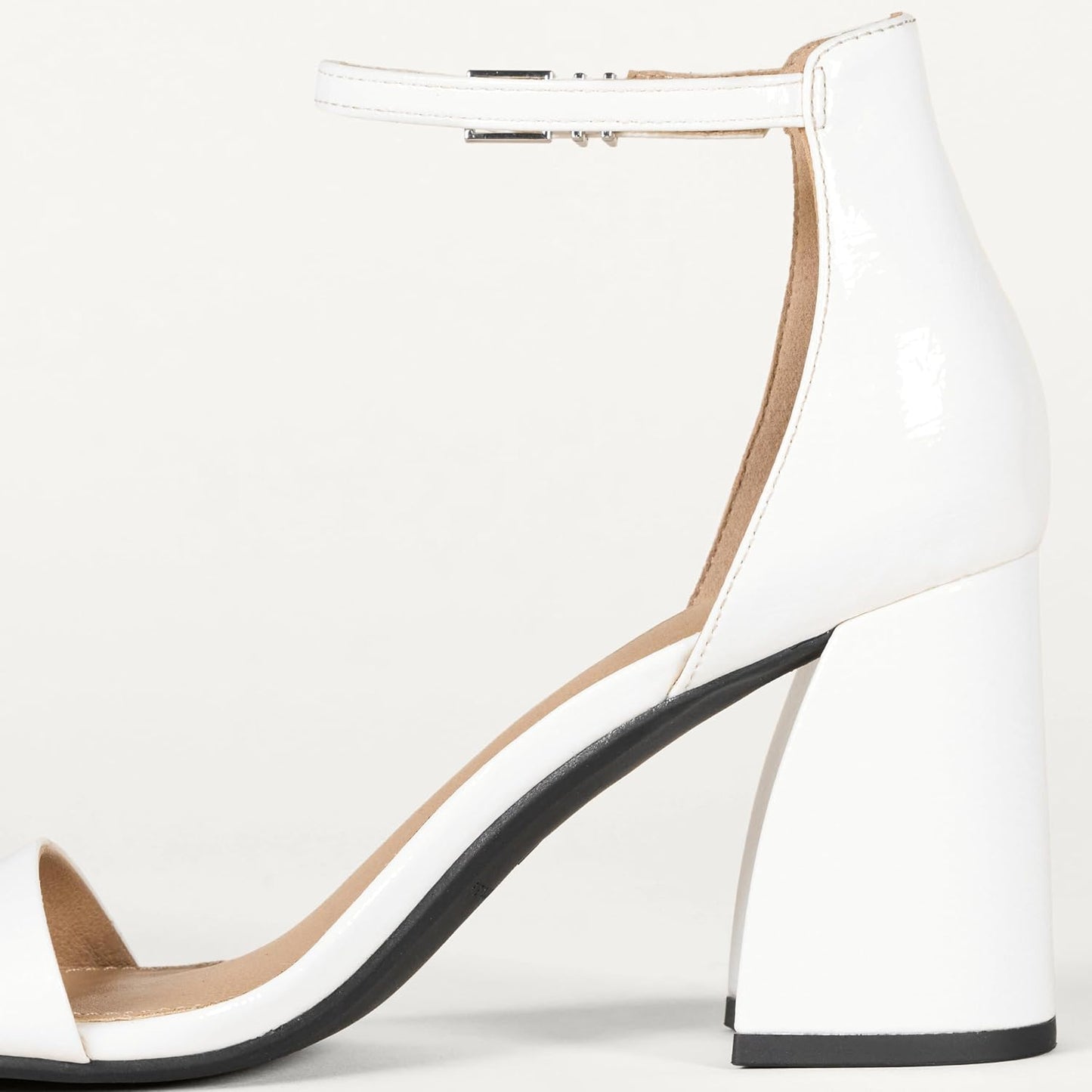 Amazon Essentials Women's Ankle Strap Block Heel Nola Sandals