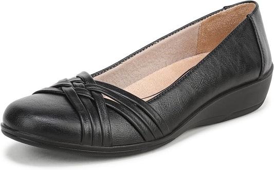 LifeStride Women's Incredible Flat