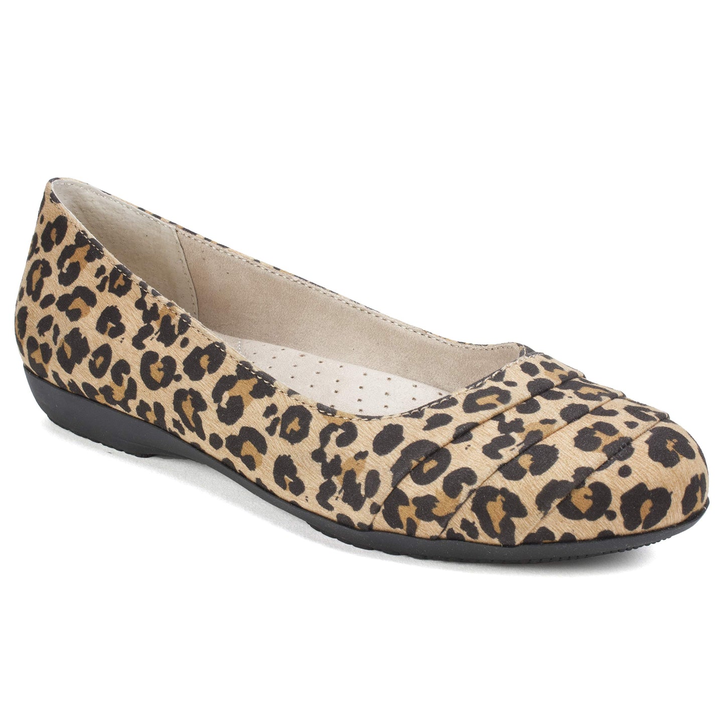 Cliffs by White Mountain Women's Clara Cushioned Ballet Flat